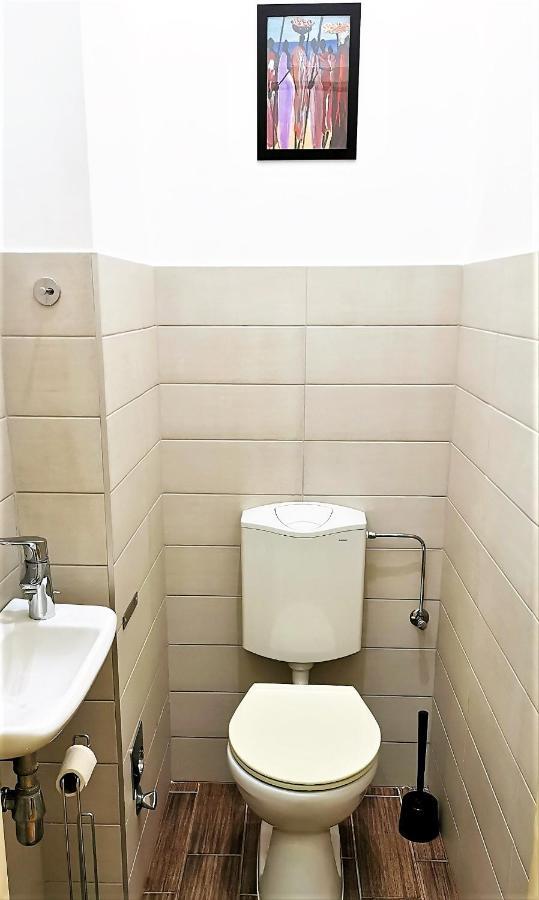 Orangehomes Kalvin Sq 2 Bedroom Apartment Budapeşte Dış mekan fotoğraf