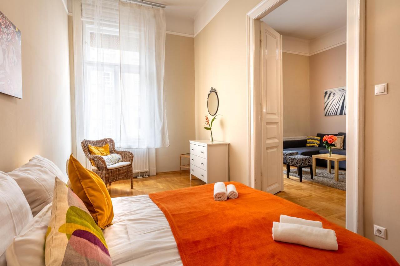 Orangehomes Kalvin Sq 2 Bedroom Apartment Budapeşte Dış mekan fotoğraf