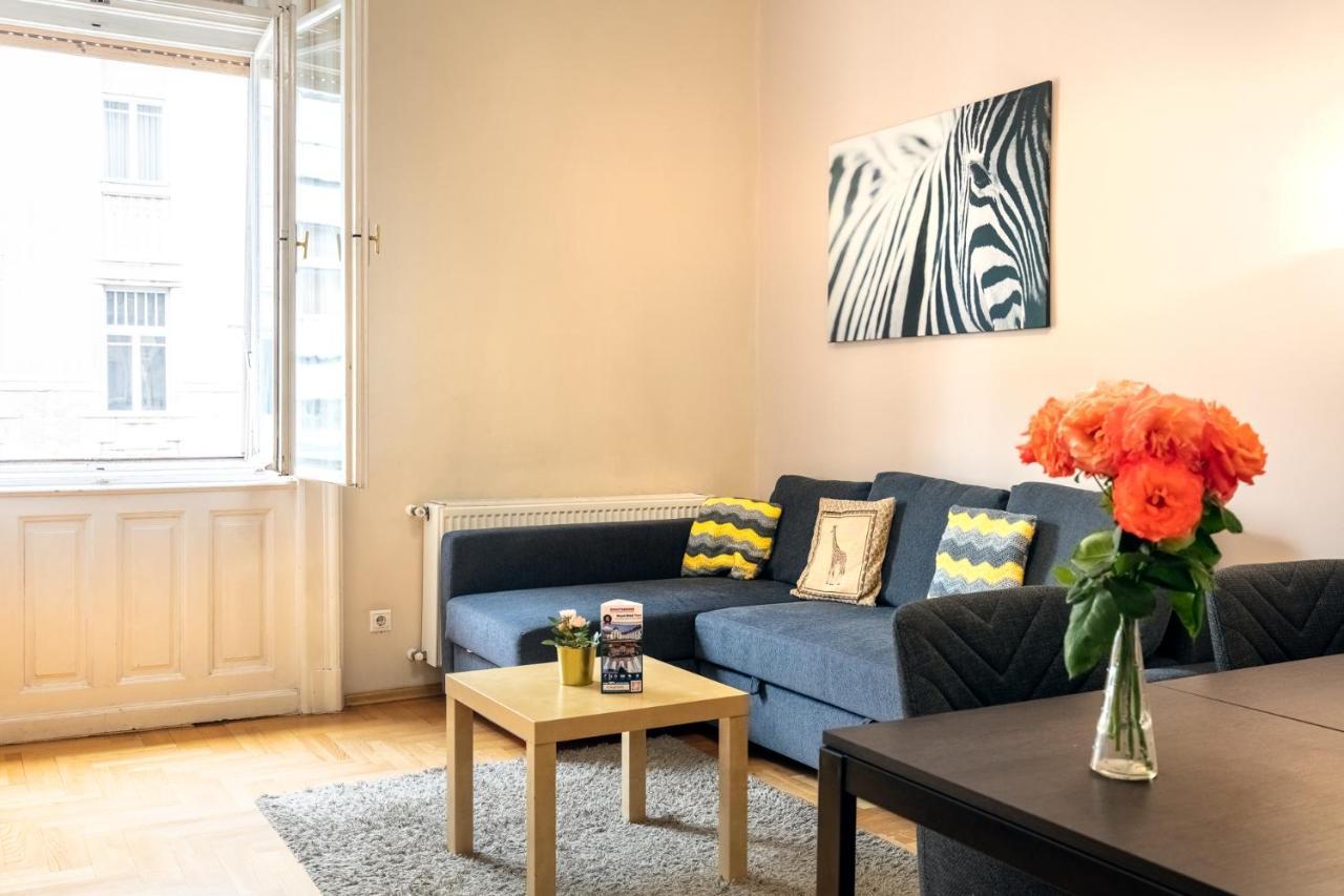 Orangehomes Kalvin Sq 2 Bedroom Apartment Budapeşte Dış mekan fotoğraf